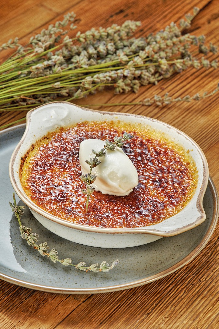 Crème Brûlée with Lavender