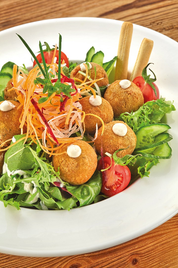 Falafel Salad